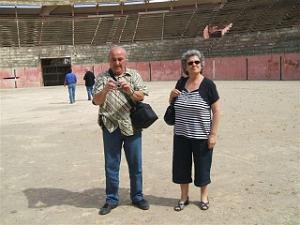 ORAN JUIN 2007 LES ARENES AVEC VOTRE SERVITEUR ET SON EPOUSE